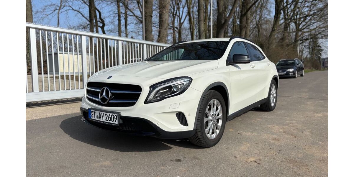 Mercedes-Benz GLA 200 155.000 km 13.999 &euro; Ochtrup 48607