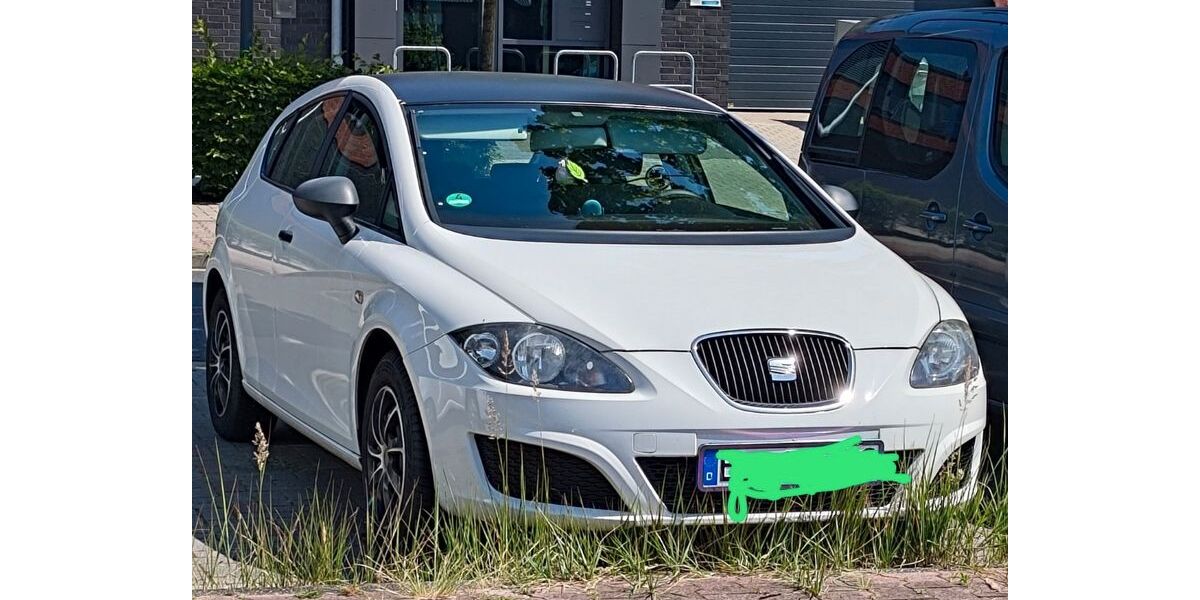 Seat Leon 146.321 km 2.700 &euro; lingen 49809