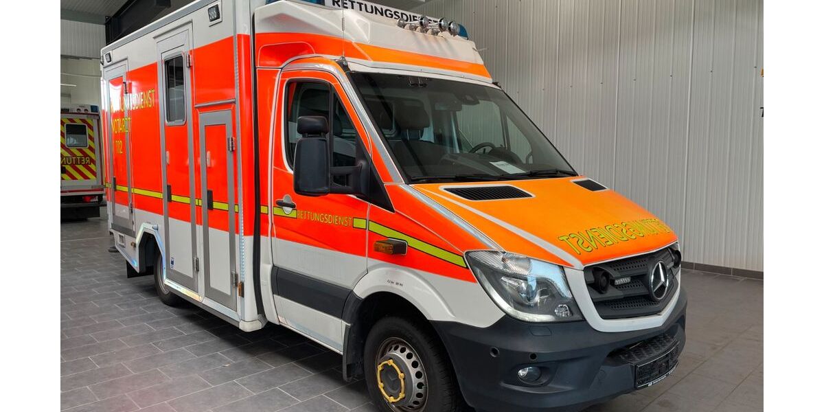 Mercedes-Benz Sprinter 247.600 km 17.990 &euro; Mettingen 49497
