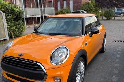Mini ONE 213.000 km 4.399 &euro; Emsdetten 48282