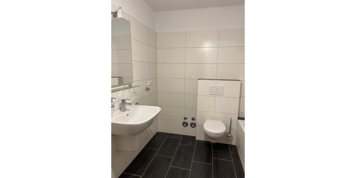 Dachgeschoßwohnung Lingen (Ems) - 3 Zimmer, 89 m&sup2;, 890&euro; | Angebot:25384473