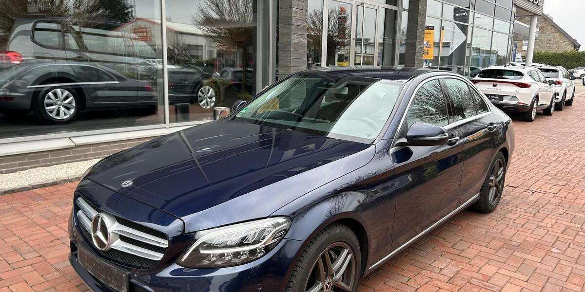 Mercedes-Benz C 300 79.000 km 28.790 &euro; Ibbenbüren 49477
