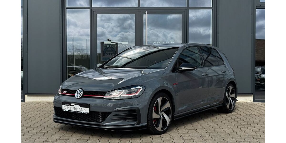 VW Golf 74.500 km 27.950 &euro; Heek 48619