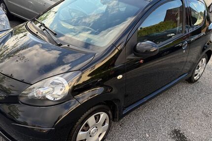 Toyota Aygo (X) 143.000 km 2.400 &euro; Rheine 48431