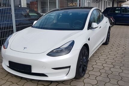 Tesla Model 3 88.741 km 30.490 &euro; Lingen (Ems) 49809