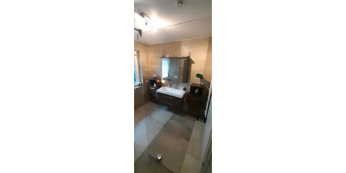 Doppelhaushälfte Gronau (Westfahlen) - 4 Zimmer, 125 m&sup2;, 1.600&euro; | Angebot:27615734