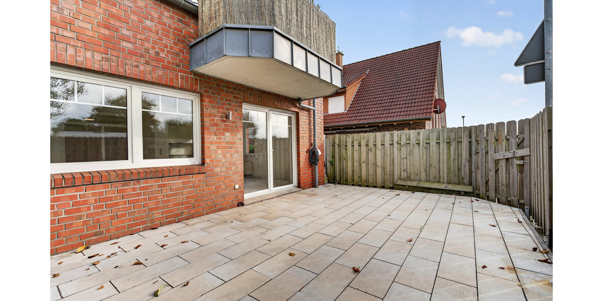 Bezugsfreie 2-Zimmer-Erdgeschosswohnung mit über 30 m² Terrasse und neuwertiger Küche in Rheine - Erdgeschoßwohnung Rheine Rheine | Angebot:27733108