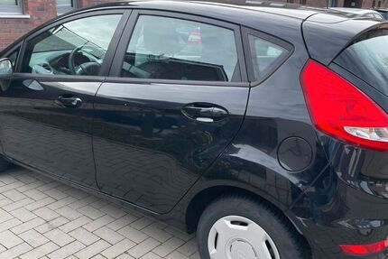 Ford Fiesta 141.460 km 3.500 &euro; Lingen 49809