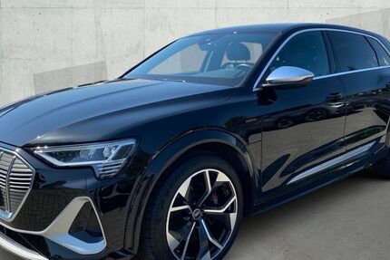 Audi e-tron 41.811 km 37.450 &euro; Rheine 48432