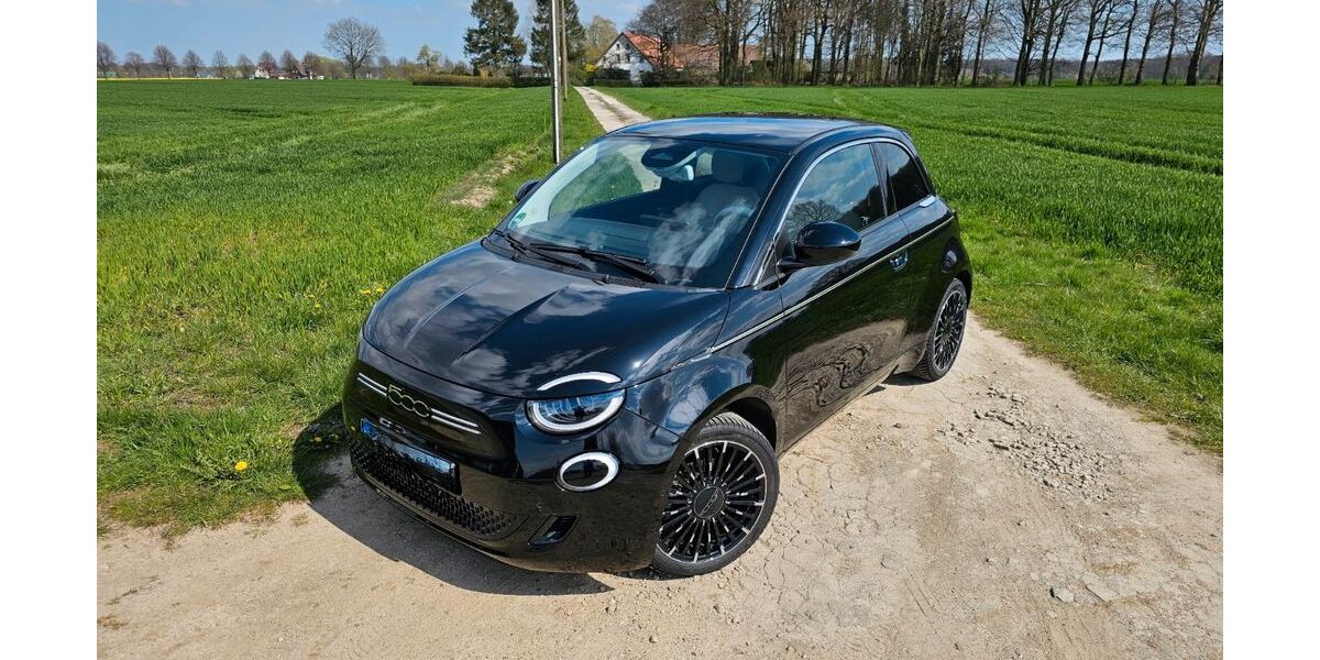 Fiat 500e 29.806 km 19.995 &euro; Mettingen 49497