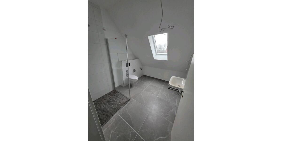 Dachgeschoßwohnung Voltlage - 3 Zimmer, 95 m&sup2;, 900&euro; | Angebot:25722207
