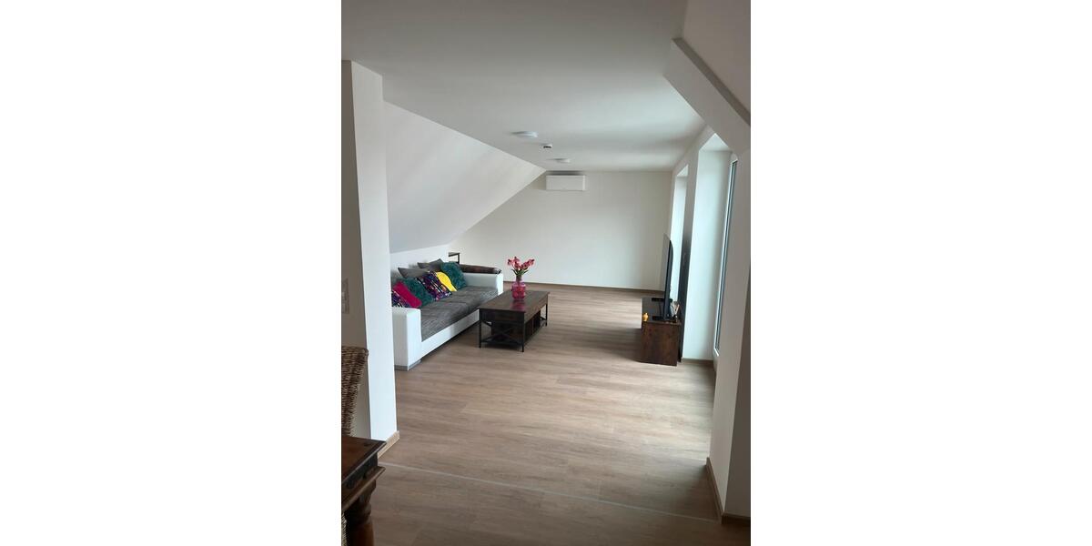 Etagenwohnung Lingen (Ems) Damaschke - 2.5 Zimmer, 82 m&sup2;, 1.450&euro; | Angebot:24845618