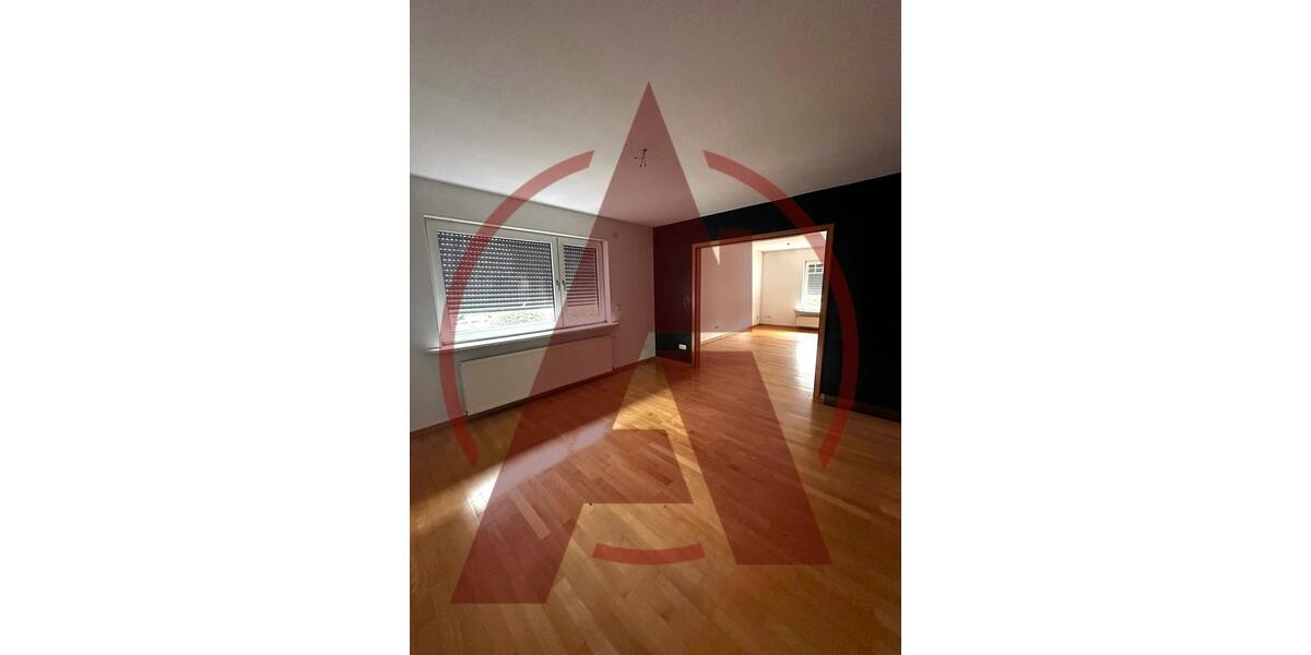 Einfamilienhaus Lingen (Ems) - 6 Zimmer, 140 m&sup2;, 1.150&euro; | Angebot:24845548