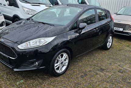 Ford Fiesta 125.895 km 9.990 &euro; Gronau 48599