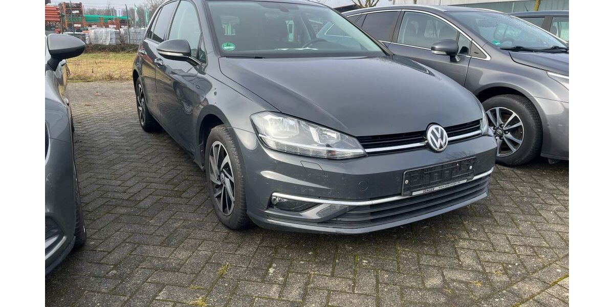 VW Golf 105.150 km 12.000 &euro; Hörstel 48477