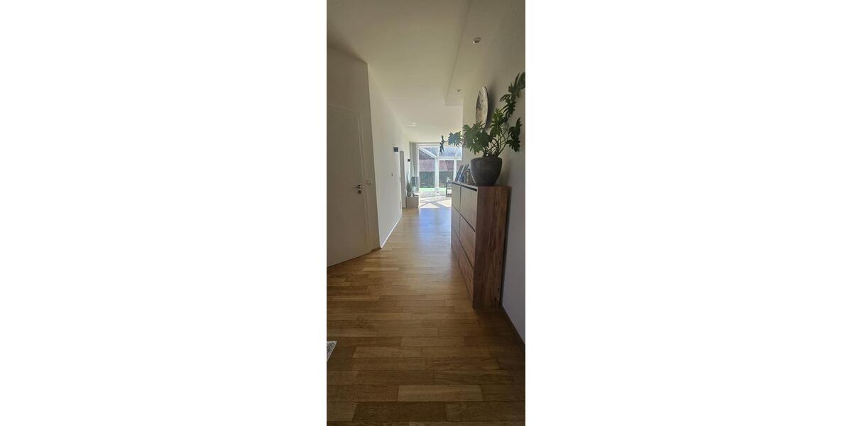 Erdgeschoßwohnung Gronau (Westfahlen) - 2 Zimmer, 115 m&sup2;, 1.200&euro; | Angebot:25974944