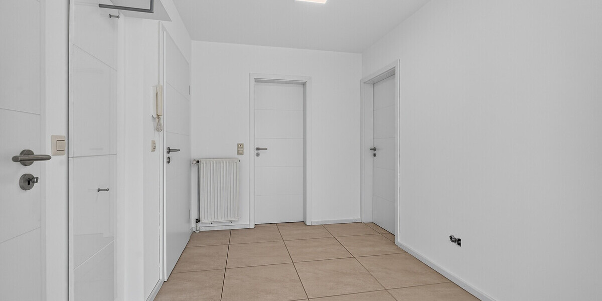 Bezugsfreie 2-Zimmer-Erdgeschosswohnung mit über 30 m² Terrasse und neuwertiger Küche in Rheine - Erdgeschoßwohnung Rheine Rheine | Angebot:27733108