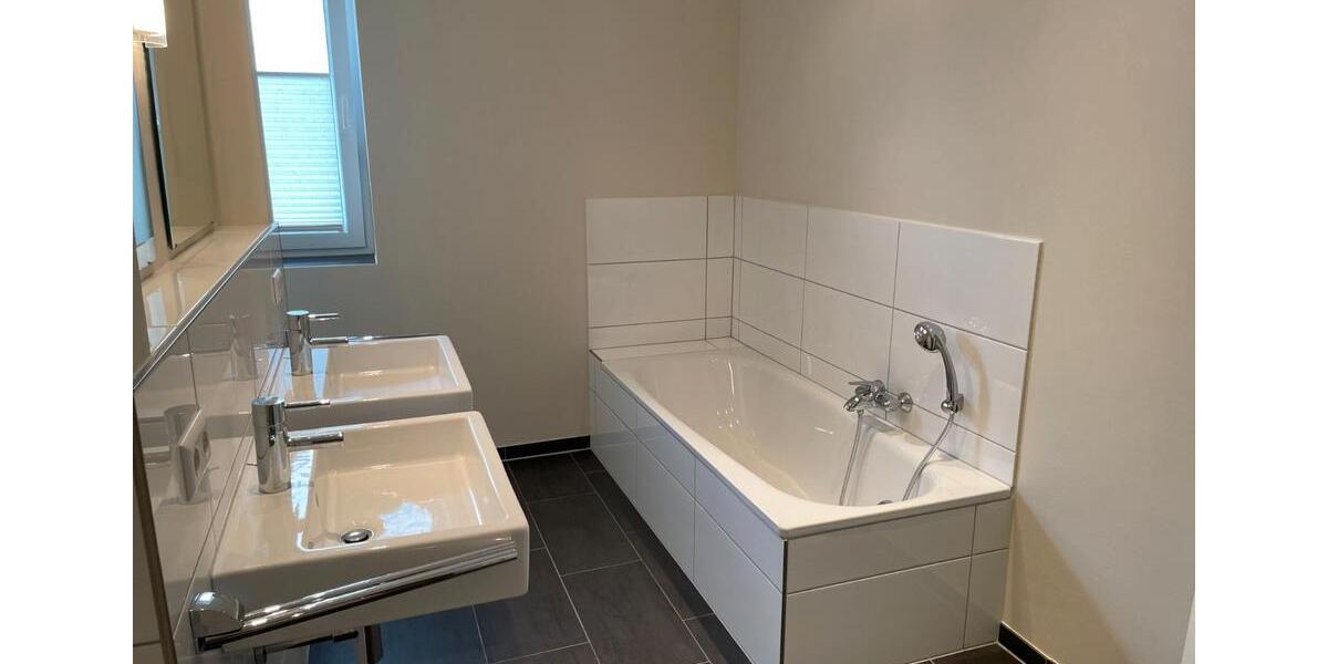 Terrassenwohnung Lingen (Ems) - 1 Zimmer, 98 m&sup2;, 1.040&euro; | Angebot:27611511