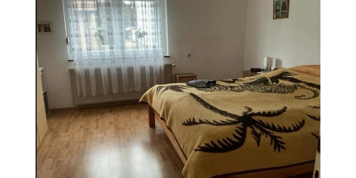 Erdgeschoßwohnung Gronau (Westfahlen) - 4 Zimmer, 85 m&sup2;, 900&euro; | Angebot:25933002