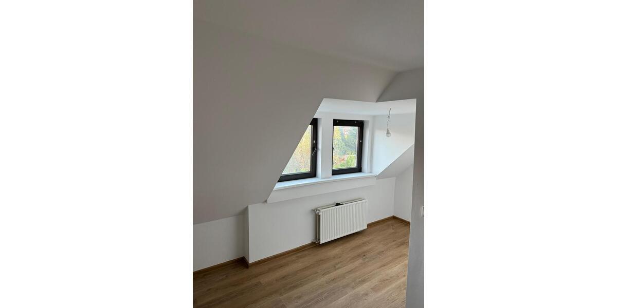 Maisonettenwohnung Lingen (Ems) Damaschke - 4 Zimmer, 142 m&sup2;, 1.010&euro; | Angebot:27610126