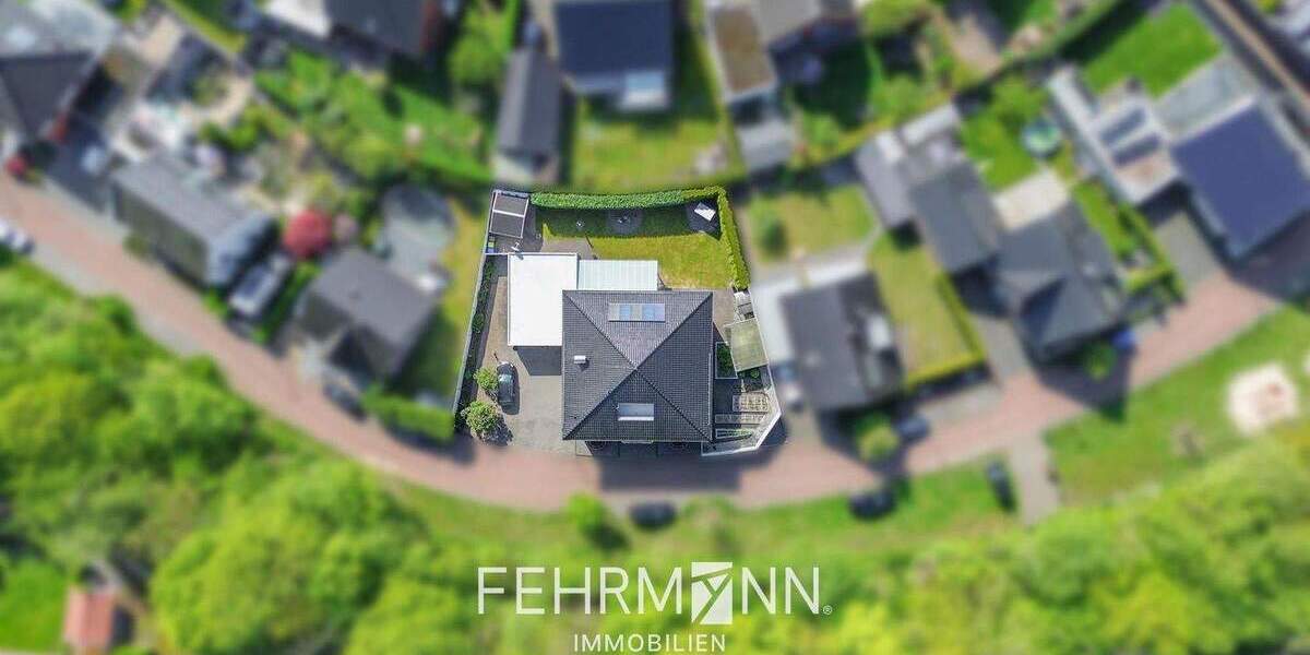 Einfamilienhaus Wettringen - 8 Zimmer, 328 m&sup2;, 699.000&euro; | Angebot:25668209