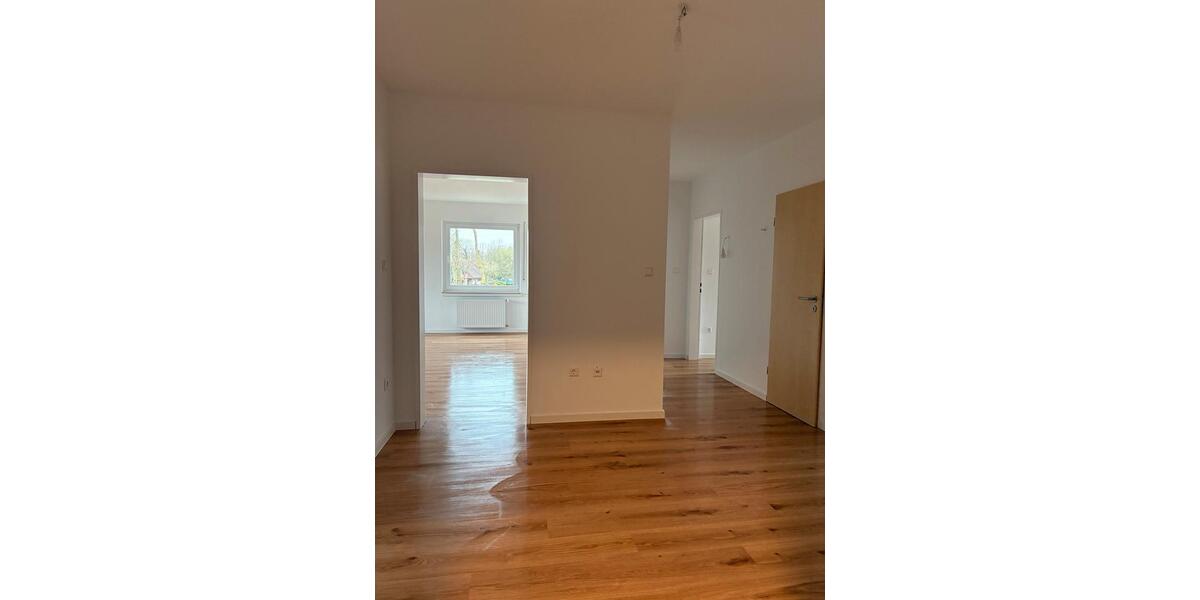 Etagenwohnung Lingen (Ems) Damaschke - 4 Zimmer, 102 m&sup2;, 900&euro; | Angebot:27620386