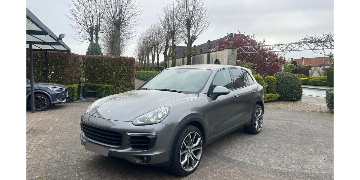 Porsche Cayenne 124.500 km 29.000 &euro; Gronau 48599
