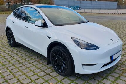 Tesla Model Y 69.030 km 32.900 &euro; Lingen 49808