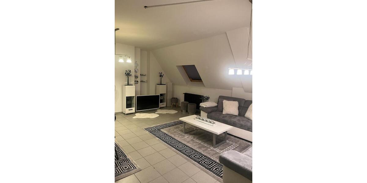 Dachgeschoßwohnung Hörstel - 2 Zimmer, 80 m&sup2;, 900&euro; | Angebot:25795750