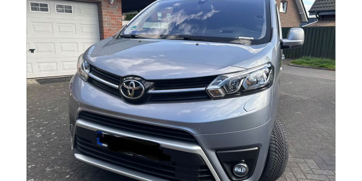 Toyota Proace (Verso) 92.500 km 29.999 &euro; Heek 48619