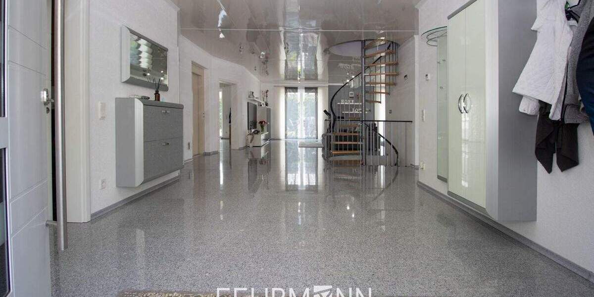 Einfamilienhaus Wettringen - 8 Zimmer, 328 m&sup2;, 699.000&euro; | Angebot:25668209