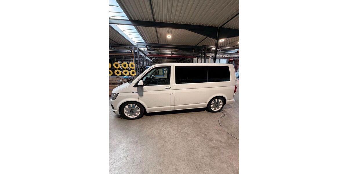 VW T6 Transporter 263.000 km 15.500 &euro; Lünne 48480