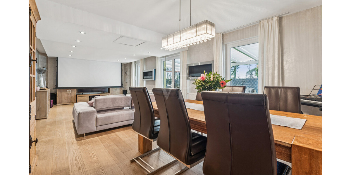 Der Sommer kann kommen- neuwertiges EFH mit naturverbundenem Außenbereich und Poolanlage - Einfamilienhaus Ibbenbüren Ibbenbüren | Angebot:26146995