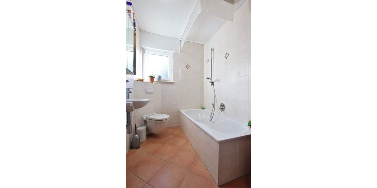 Einfamilienhaus Ibbenbüren Lehen - 8 Zimmer, 195 m&sup2;, 418.000&euro; | Angebot:25897871