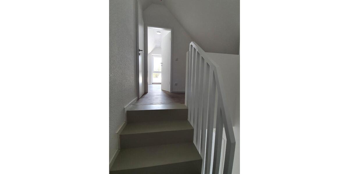 Doppelhaushälfte Lingen (Ems) - 5 Zimmer, 125 m&sup2;, 1.296&euro; | Angebot:26560574