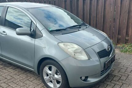 Toyota Yaris 155.000 km 2.750 &euro; Ibbenbüren 49477