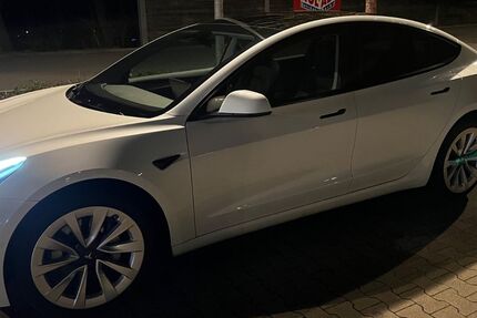 Tesla Model 3 134.713 km 24.999 &euro; Hopsten 48496