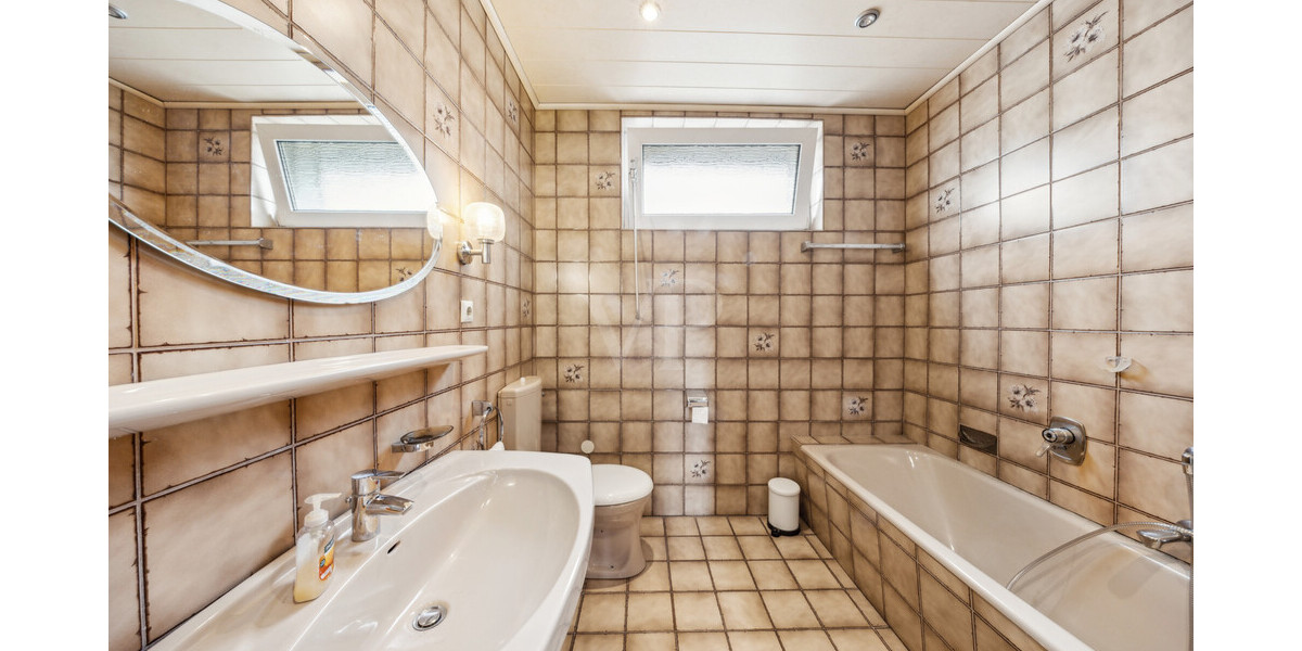 Charmantes Einfamilienhaus mit vielseitigen Nutzungsmöglichkeiten – Ideal für Mehrgenerationenwohnen - Einfamilienhaus Ibbenbüren Ibbenbüren | Angebot:21175313