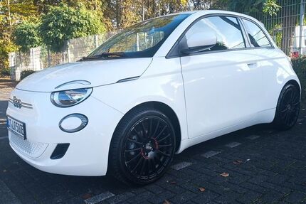 Fiat 500e 22.000 km 12.600 &euro; Rheine 48432