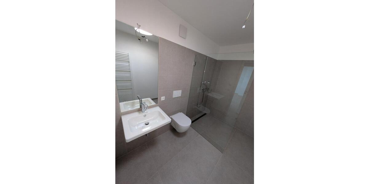 Dachgeschoßwohnung Emsbüren - 2 Zimmer, 63 m&sup2;, 655&euro; | Angebot:26346353