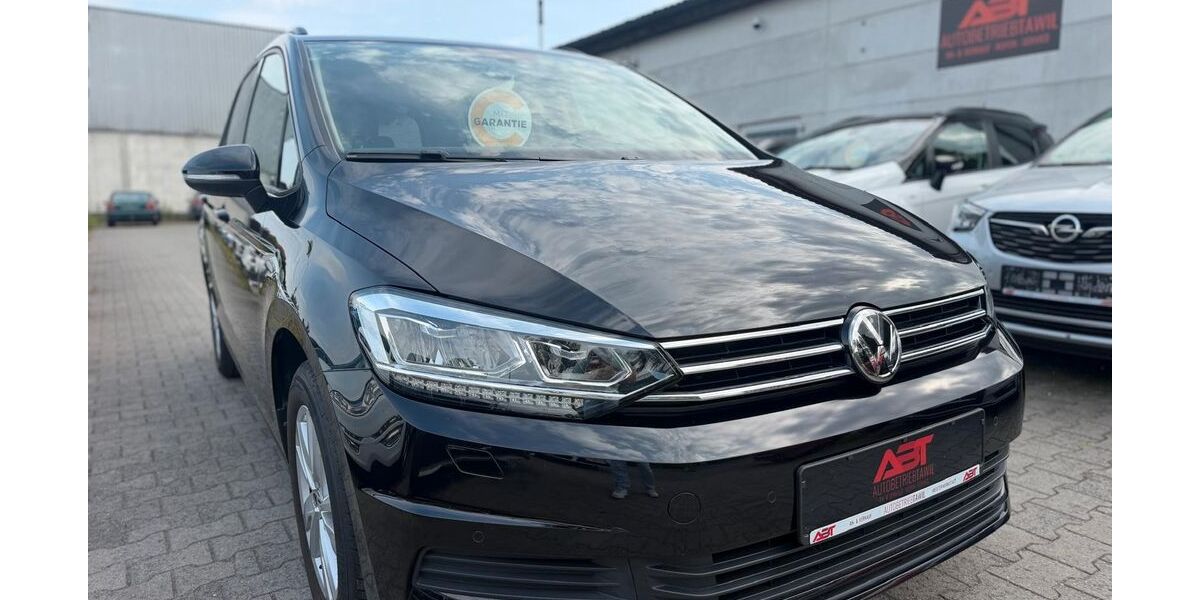 VW Touran 146.000 km 18.799 &euro; Greven 48268