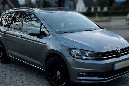 VW Touran 494.343 km 8.900 &euro; Neuenkirchen 48485