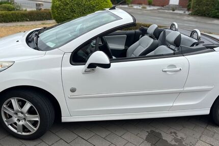 Peugeot 207 65.000 km 5.900 &euro; Rheine 48429