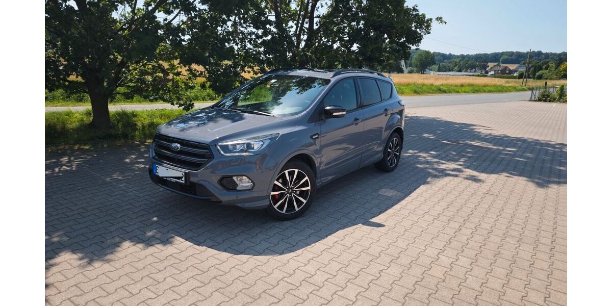 Ford Kuga 58.888 km 16.490 &euro; Tecklenburg 49545