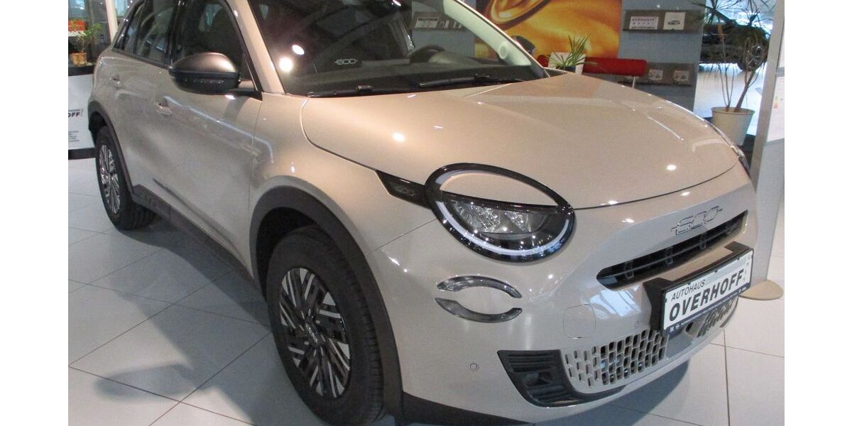 Fiat 600 13.700 km 24.390 &euro; Lingen - Baccum 49811