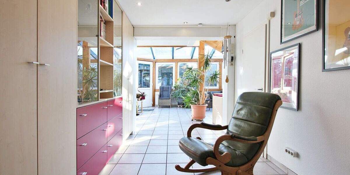 Einfamilienhaus Ibbenbüren Lehen - 8 Zimmer, 195 m&sup2;, 418.000&euro; | Angebot:25897871