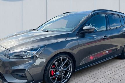 Ford Focus 90.739 km 23.490 &euro; Steinfurt 48565