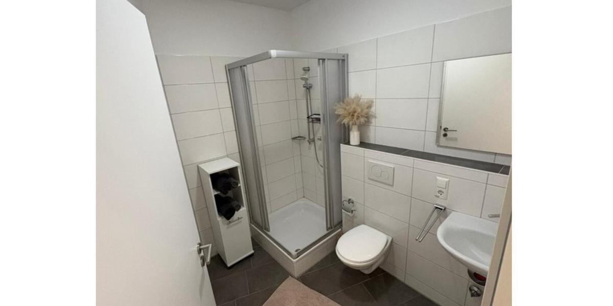 Etagenwohnung Lingen (Ems) - 1 Zimmer, 49 m&sup2;, 900&euro; | Angebot:26004688