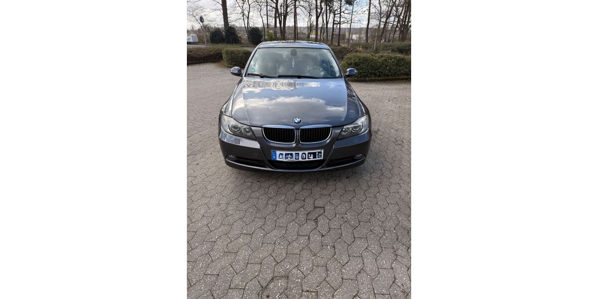 BMW 318 181.385 km 2.600 &euro; Ibbenbüren 49479