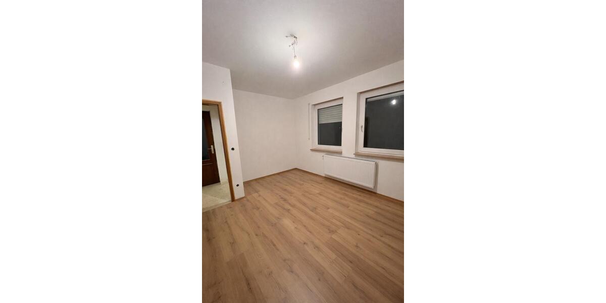 Erdgeschoßwohnung Bad Bentheim - 3 Zimmer, 100 m&sup2;, 1.250&euro; | Angebot:26697600